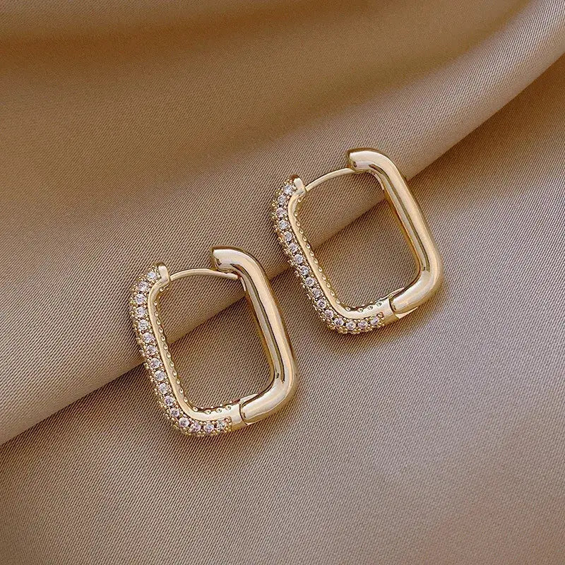 2025New Classic Copper Alloy Smooth Metal Hoop Earrings For Woman Fashion Korean Jewelry Daily Wear earrings gold 1